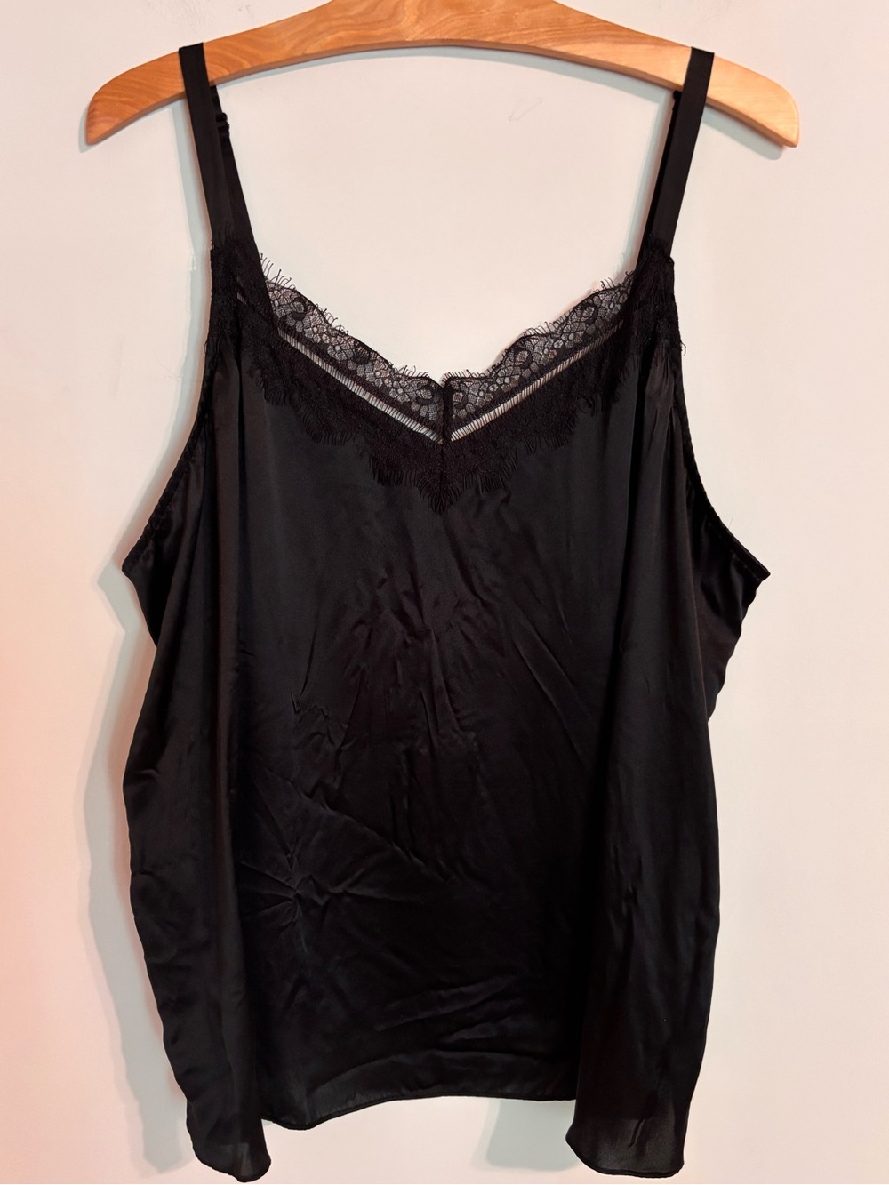 Sundance 100% Silk Black Cami tank top